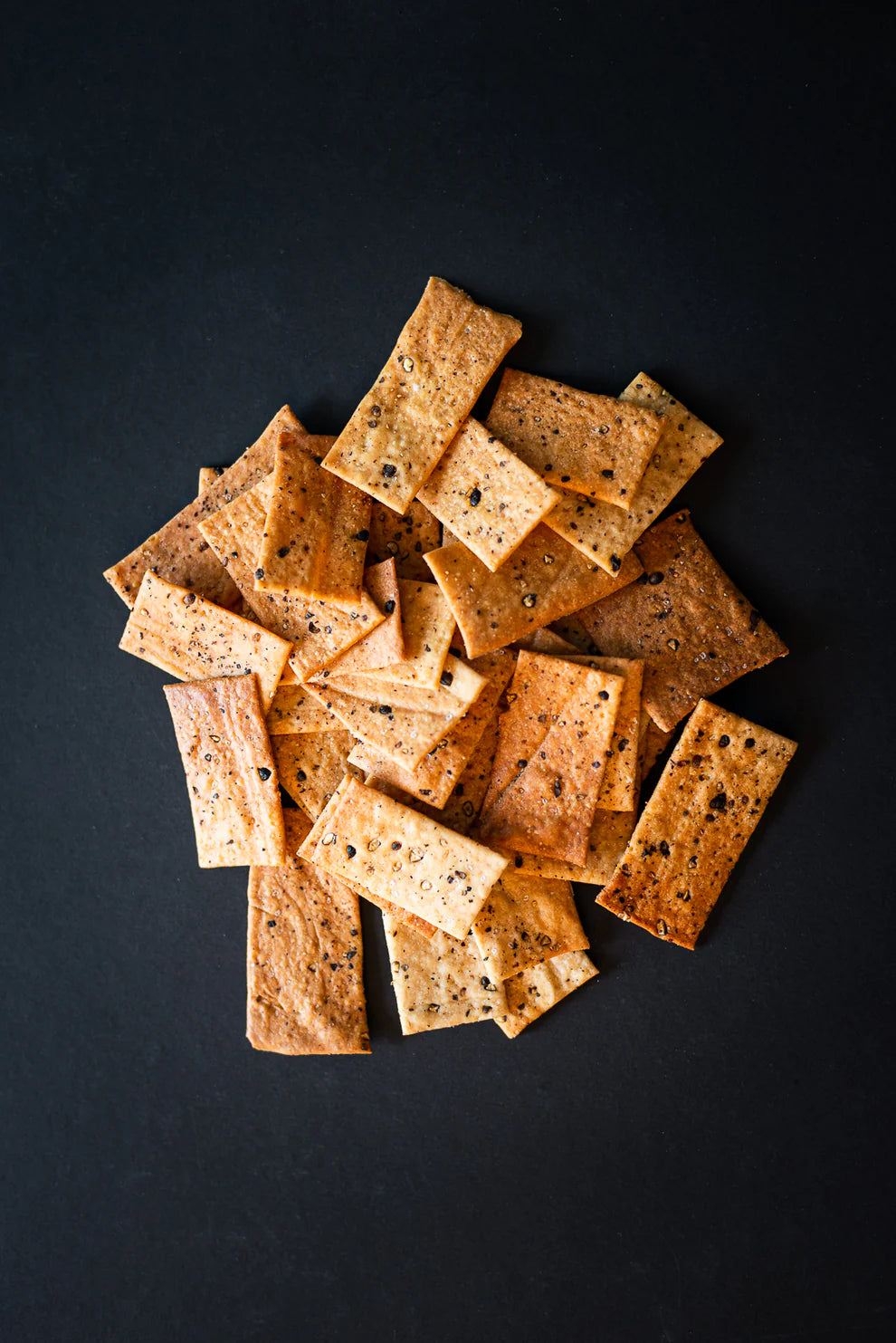 Earthy Grain - Black Pepper Sourdough Crackers